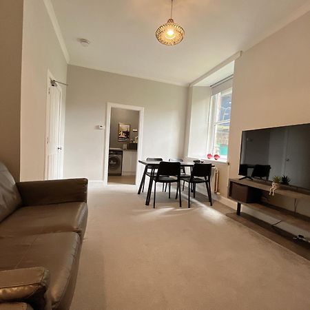 Two Bed Apartment Эдинбург Экстерьер фото