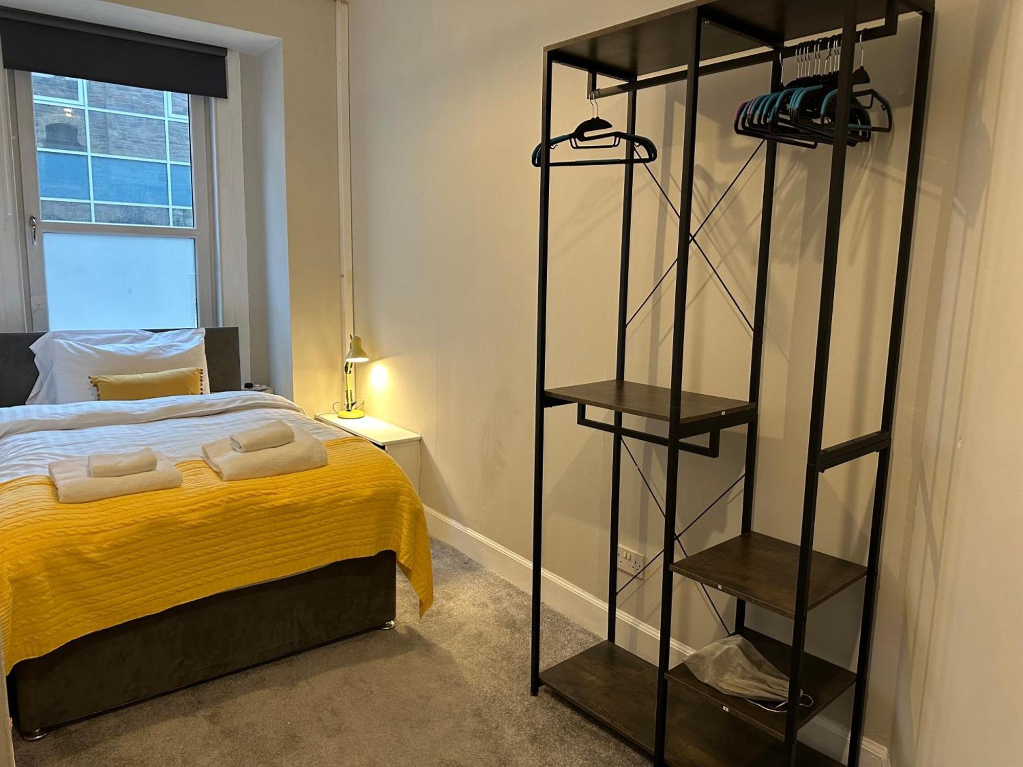 Two Bed Apartment Эдинбург Экстерьер фото