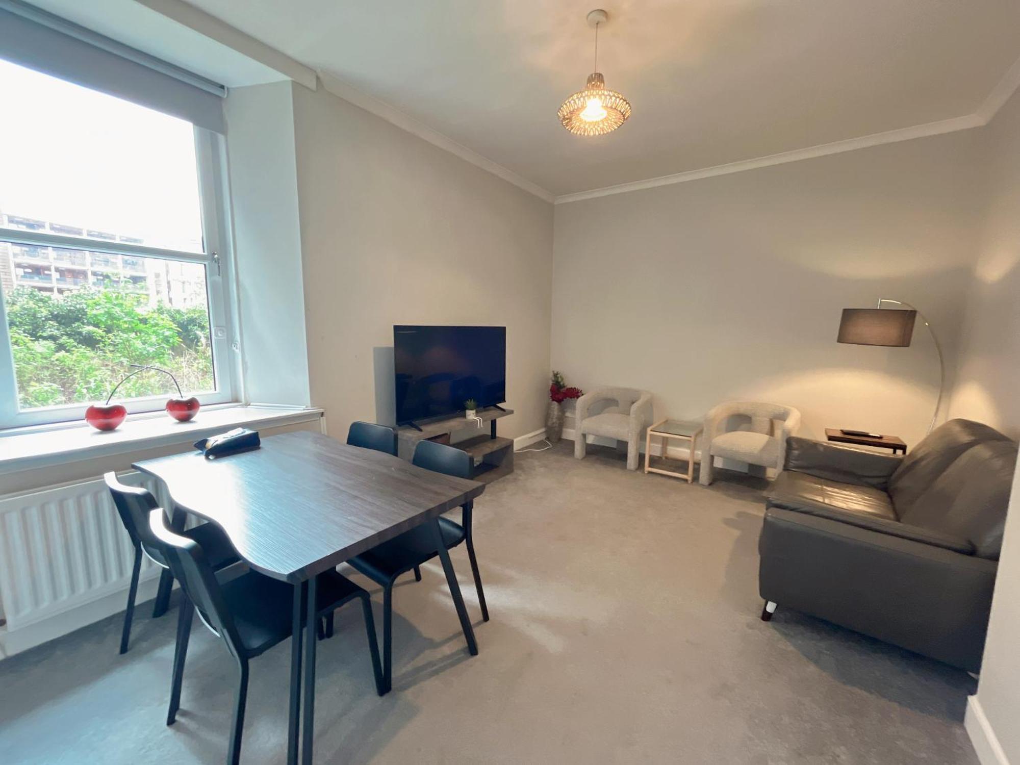 Two Bed Apartment Эдинбург Экстерьер фото